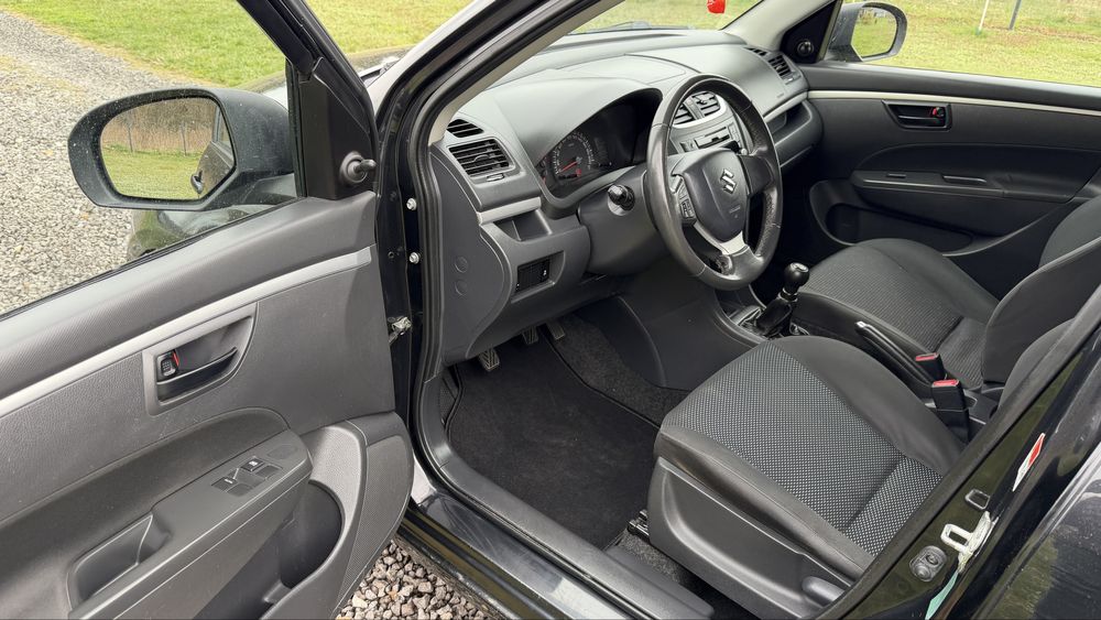 Suzuki swift benzyna klima alufelgi super stan