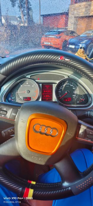 Продається AUDI Q7 quatro