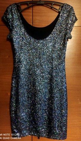 Sukienka z cekinami marki H&M rozmiar 34 XS