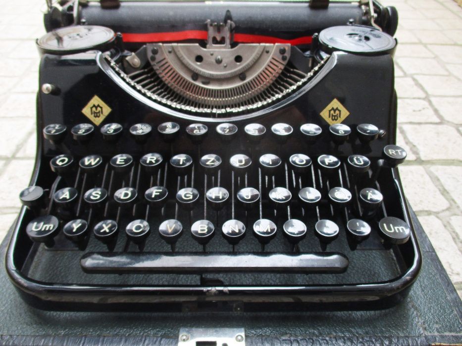 1936 – Mercedes - Maquina de escrever