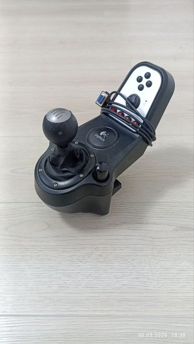 Кермо  Logitech g27