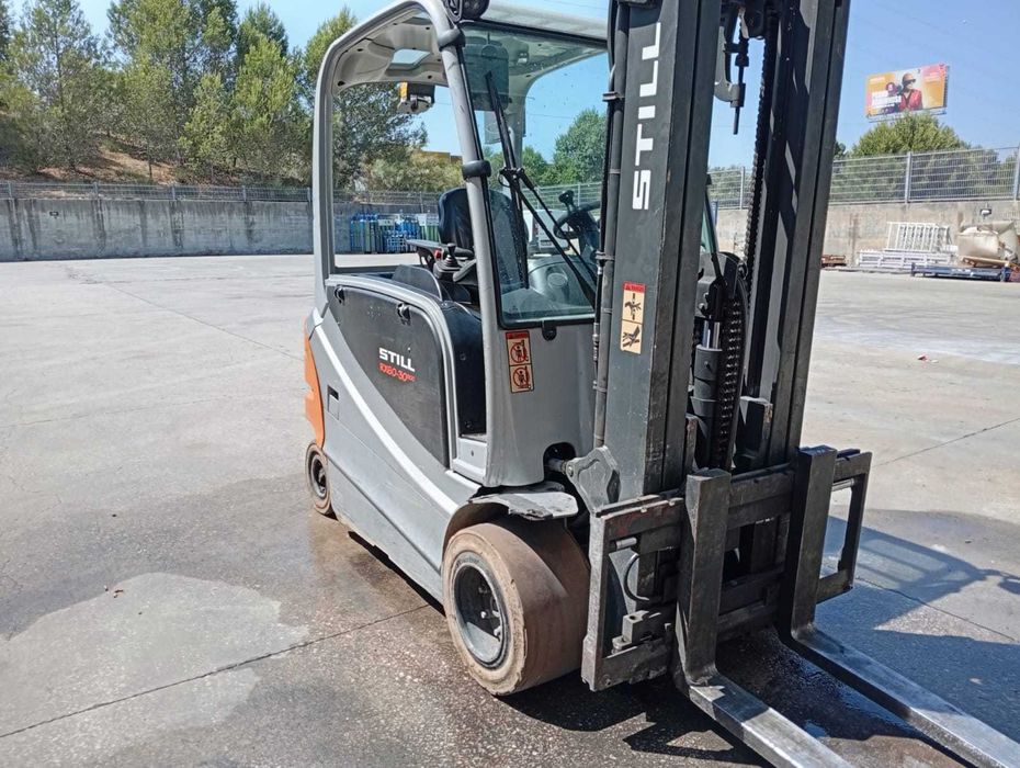 Empilhador elétrico **Still RX60-30