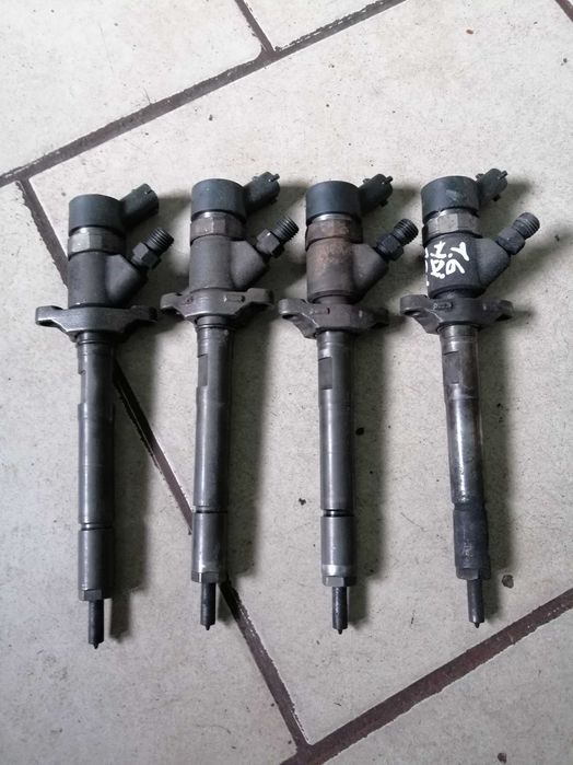 Wtryski BMW 2.0 TD 150 KM  0445/110080  Stan BDB z Gwarancją 4 sztuki