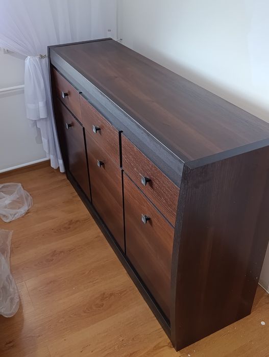 Sprzedam komodę 150 cm
