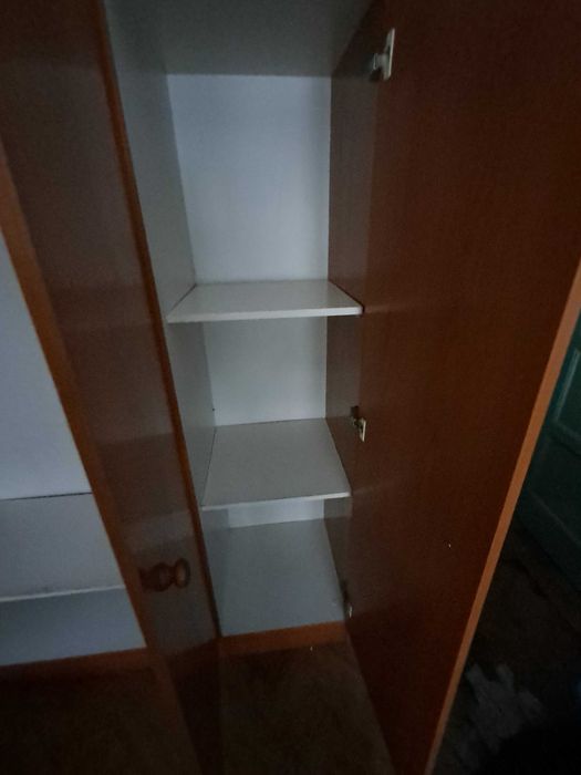 Guarda-fatos com 3 portas