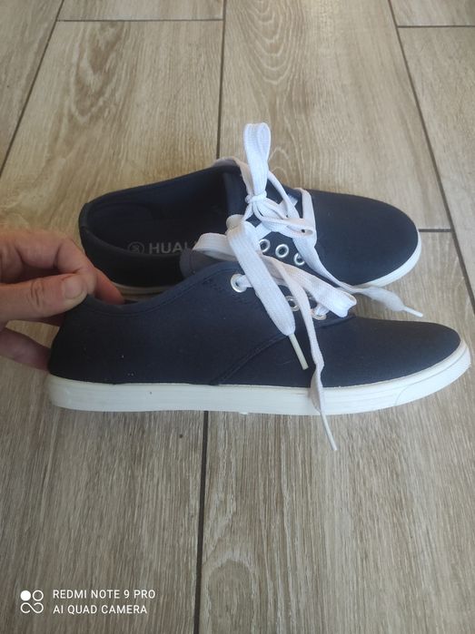 Кеди, мокасіни 35 розмір