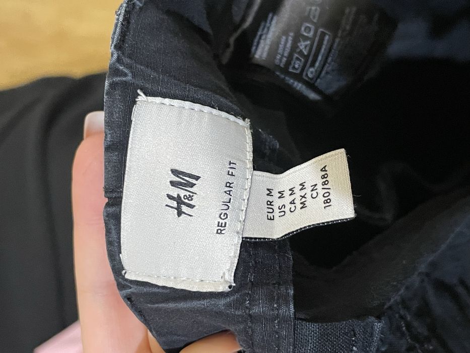 Чоловічі штани, в нормальному стані, звичайні чорні, від H&M