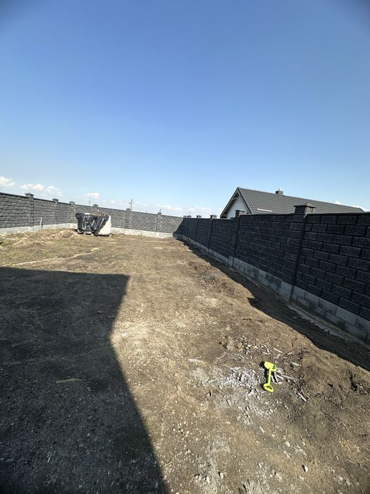 Паркани,забори,технічні приміщеня,гаражи