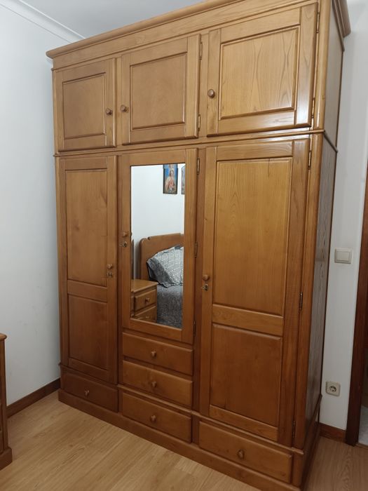 Quarto completo com colchão