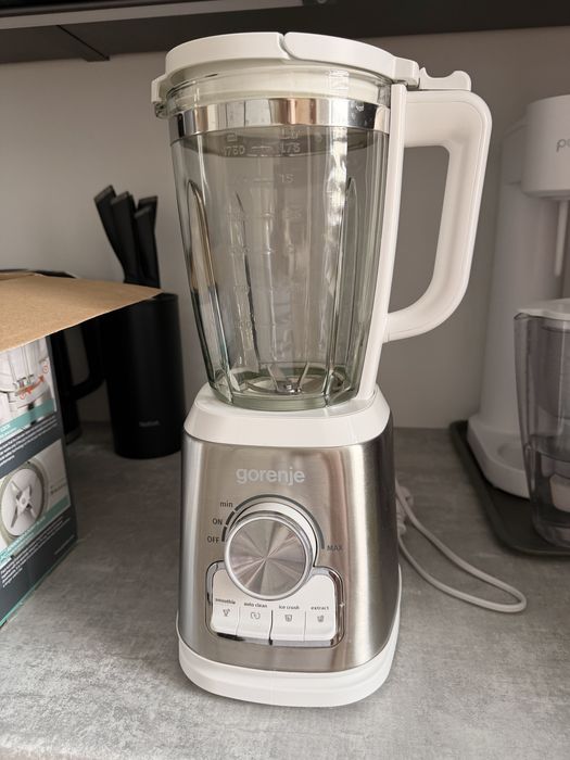 Blender Gorenje b1400e