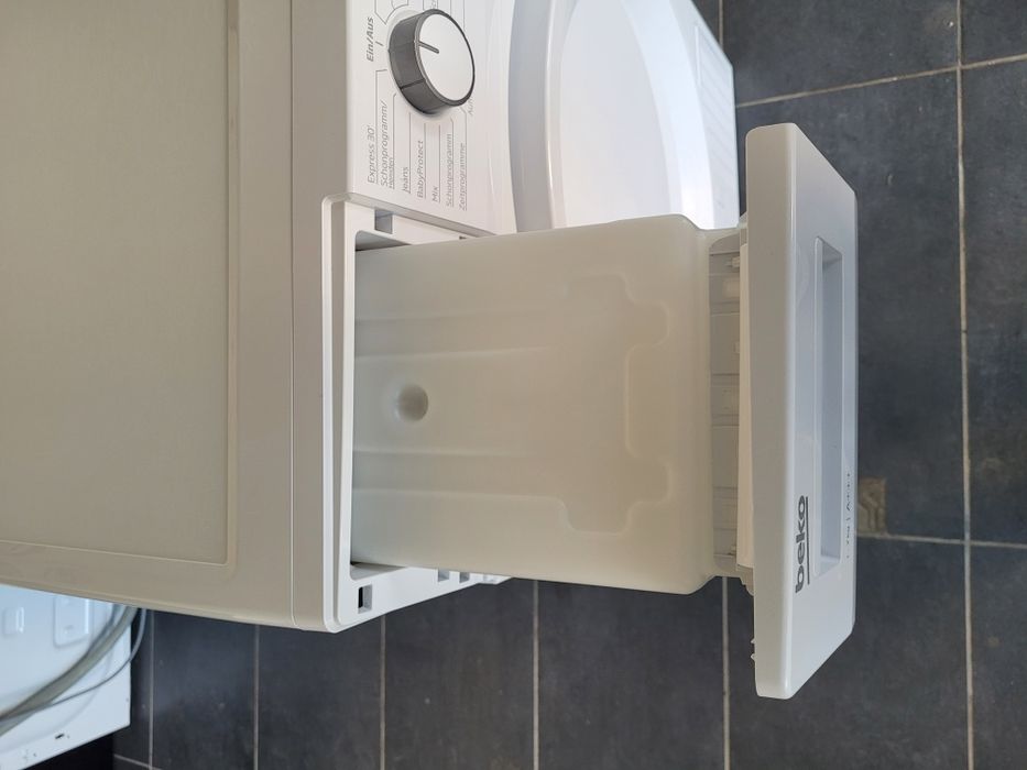 Sprzedam suszarkę do ubrań firmy Beko 7 kg A+++ Classa