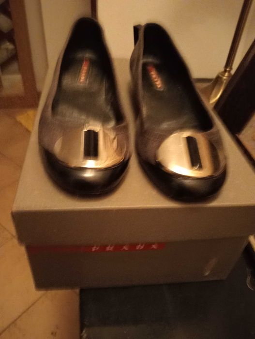 Prada sabrinas camurça vcinza