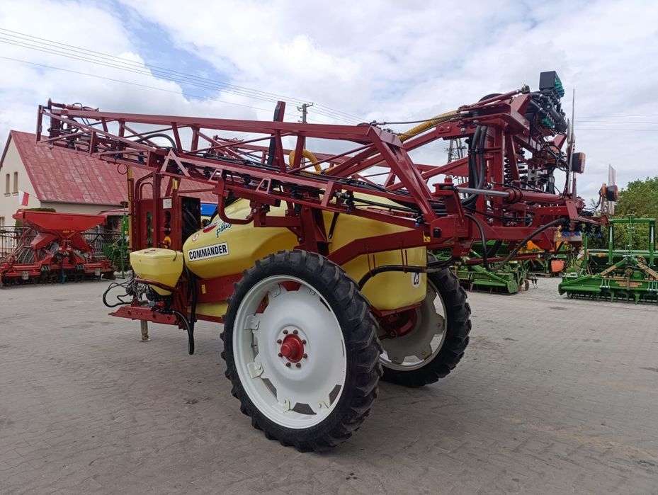 Opryskiwacz Hardi Commander 2200l 21m