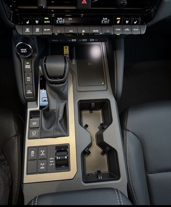 Toyota Land Cruiser Prado 2024