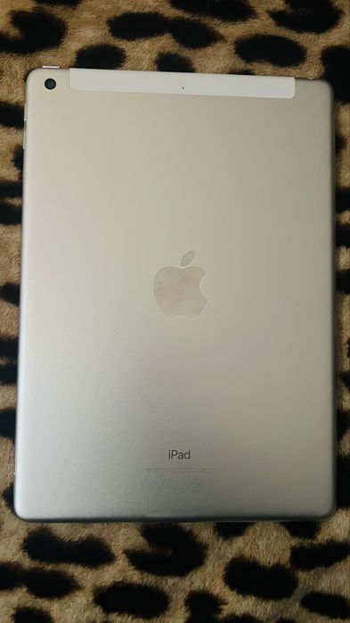 Ipad 5ª geração 128Gb com Entrada para SIM