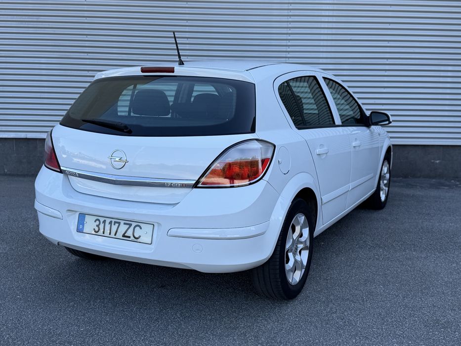 Opel Astra — fotografia 3