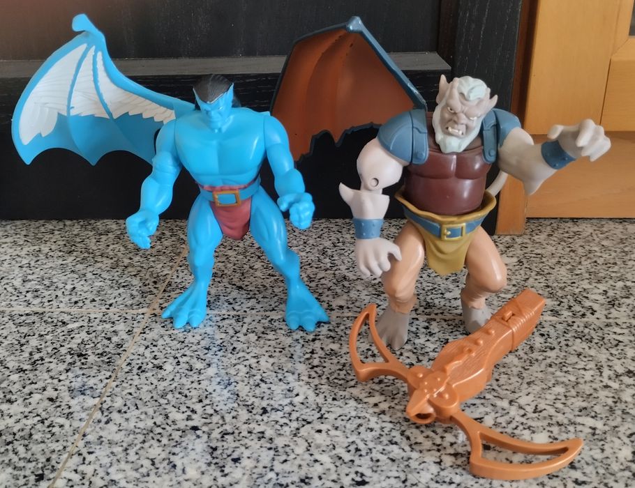 Gárgulas figuras boneco