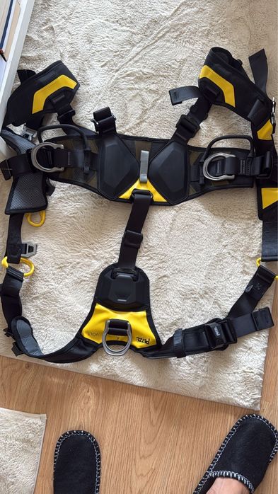 Arnês Petzl Volt Wind