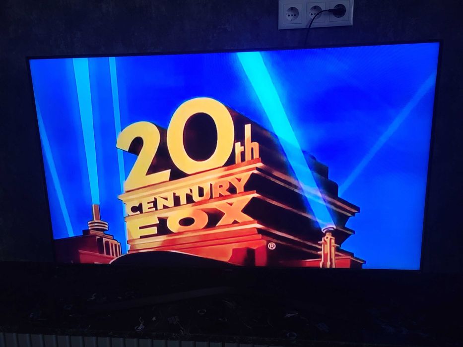 Телевізор Samsung ue50tu8500 50 дюймів Crystal 4K smart tv самсунг