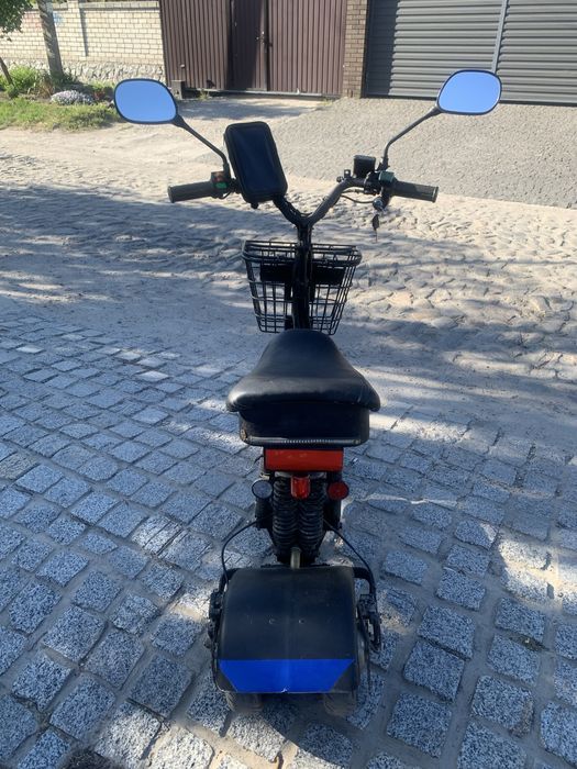 Продам электросамокат