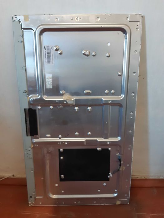 Samsung E40D5000PW панель с дефектом