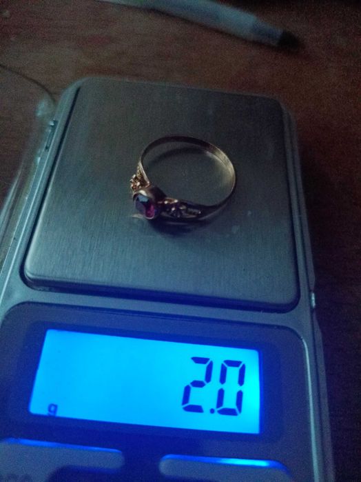 Złoty pierścionek rosyjski 2 g