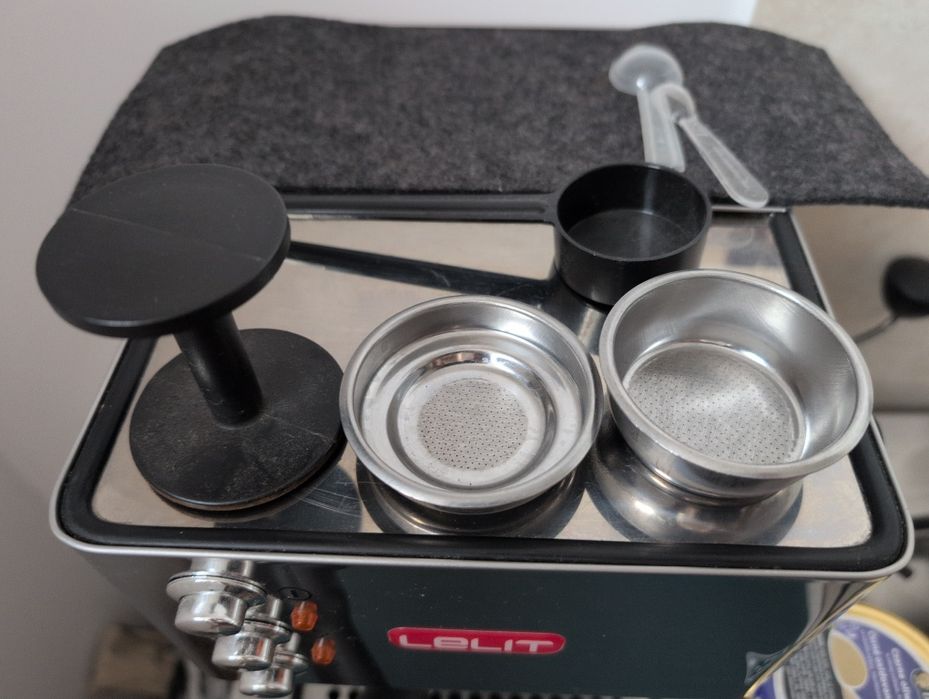 Ekspres kolbowy Lelit Anna PL41E +  akcesoria