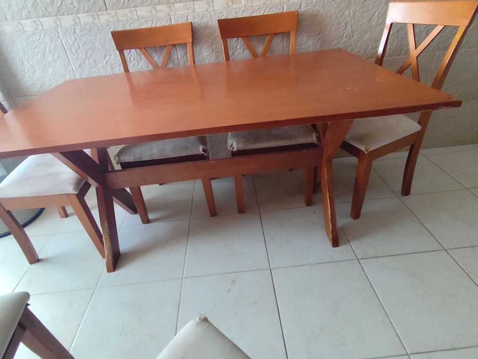 Mesa de cozinha + 6 cadeiras