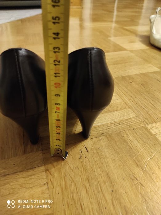 Buty damskie na obcasie