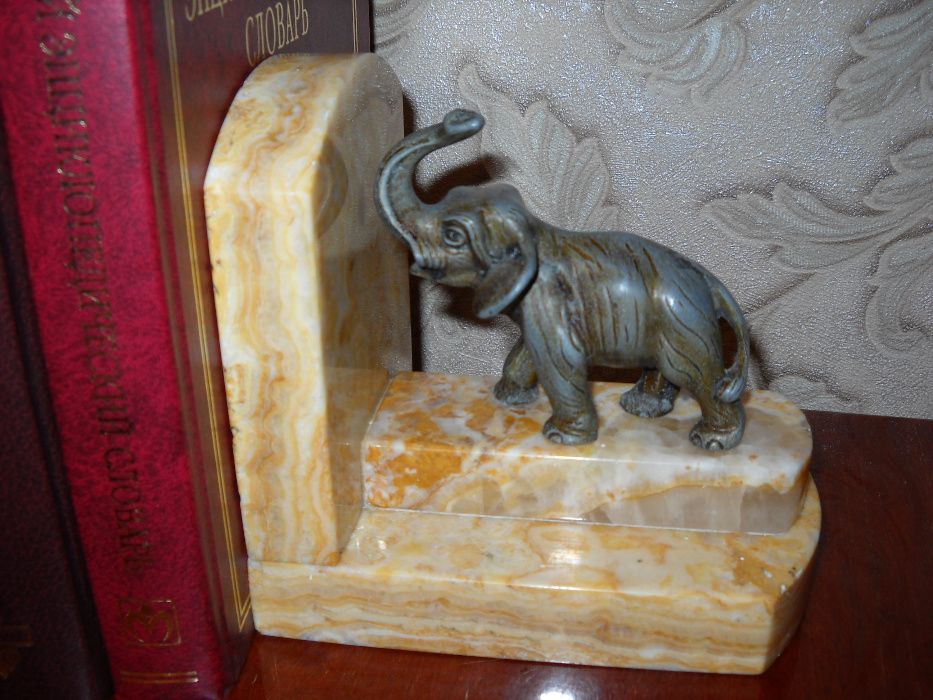 держатель книг слон на мраморе ссср