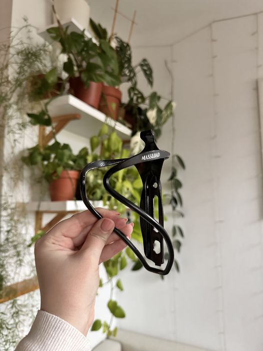 Uchwyt rowerowy na bidon Massload czarny