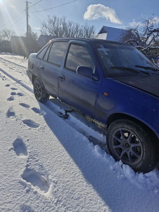 Продам автомобіль Део нексия