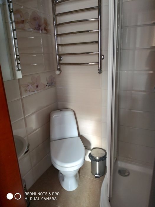 White house           Славське кімнати подобово Від 350грн