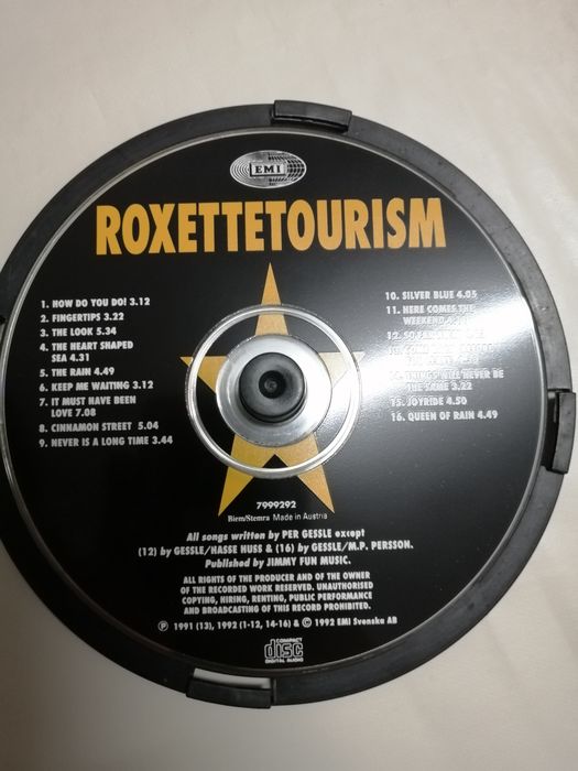 9 CDS de conceituados cantores