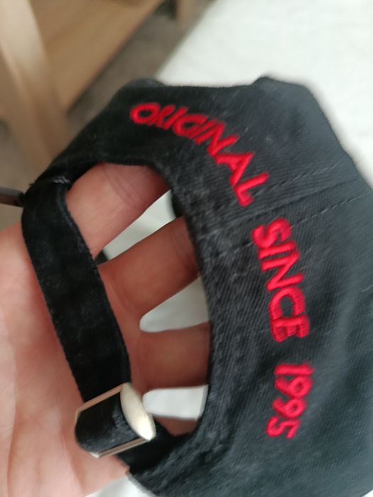 Czapka z daszkiem nowa
