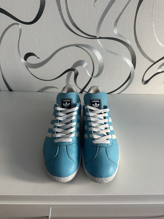 Продам Adidas gazelle honolulu city edition 43,5