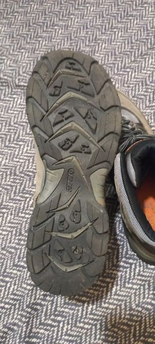 Трекінгові черевики Hi-tec 44,5-44розмір