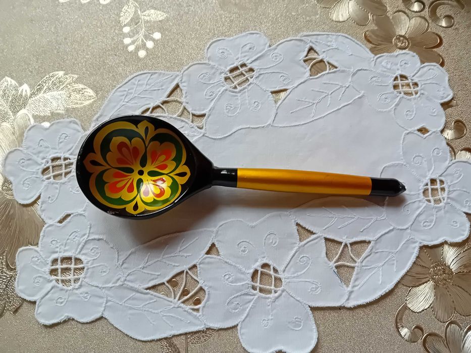 Chochłoma rosyjska łyżka drewniana ręcznie malowana