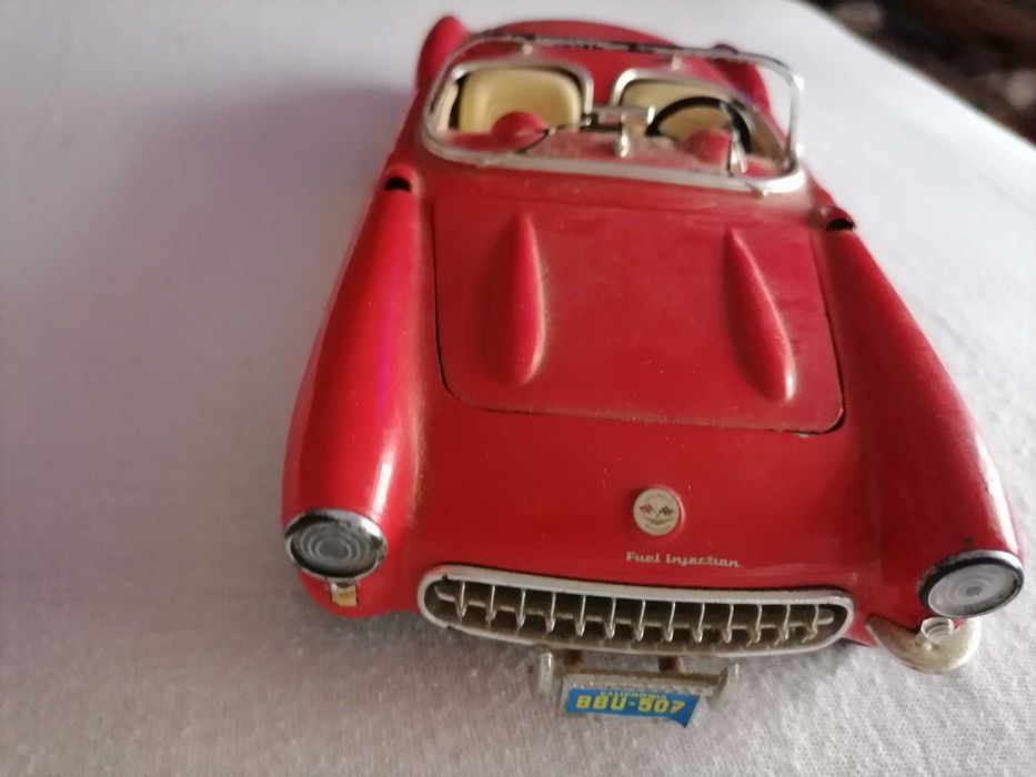 Chevrolet Corvette 1957 Burago 1/18