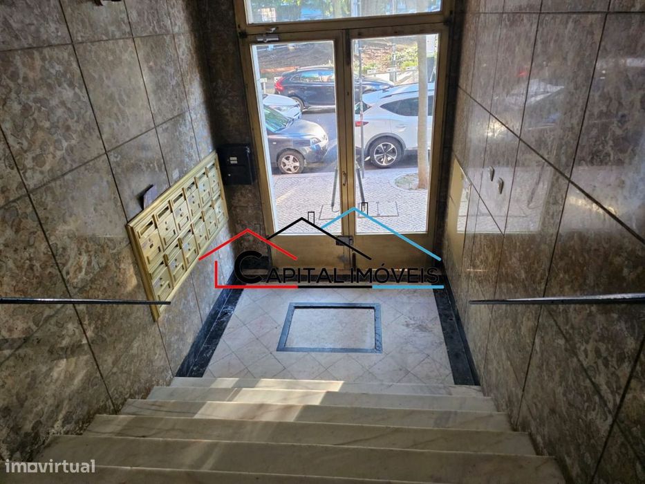 T1 remodelado em Arroios (AP)