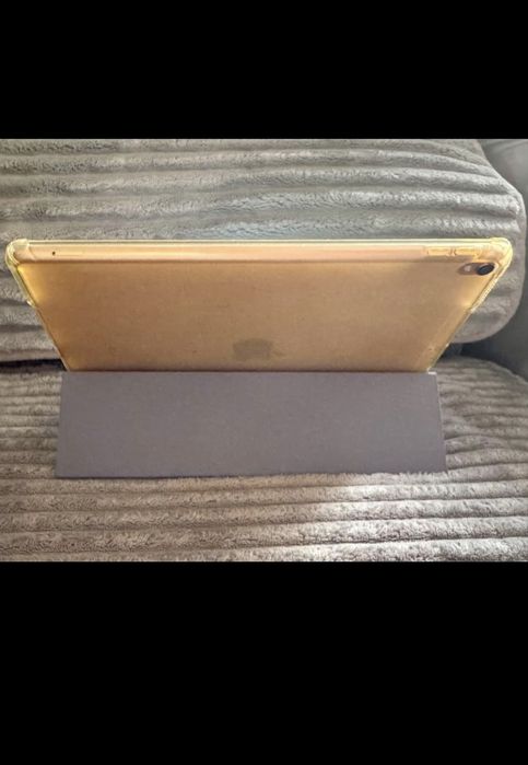 IPAD PRO 2 10’.5 64gb wifi + cartão SIM 4g