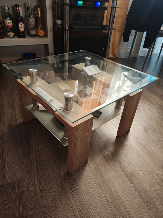 Stolik kawowy szklany