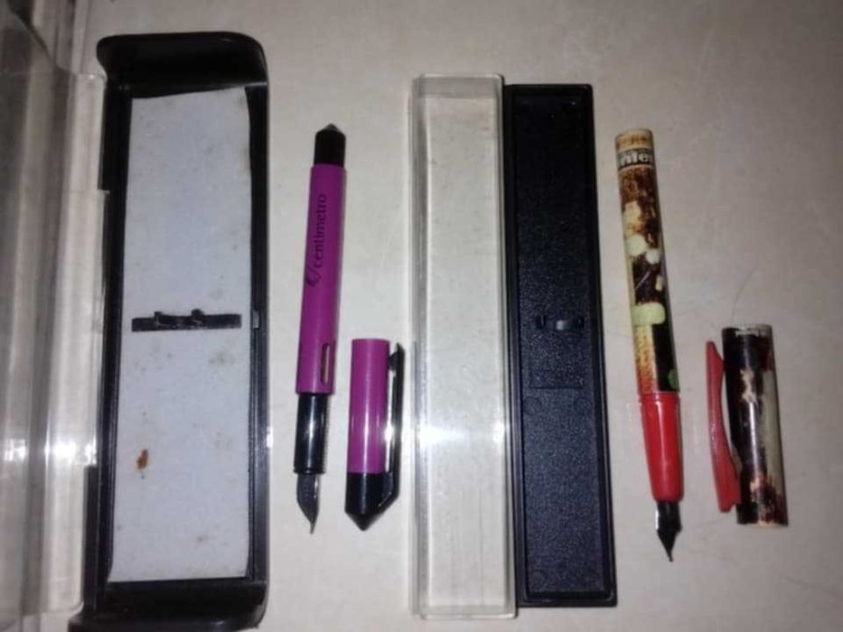 canetas tinta permanente e caneta do benfica antigas