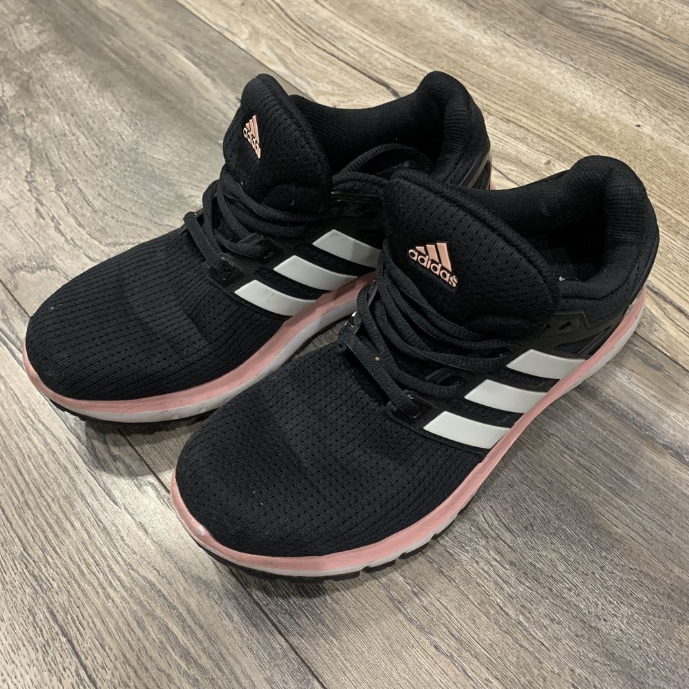 Adidas 38 5 39 720 Olx