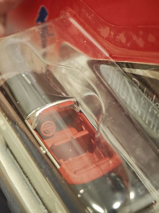 Johnny lightning 1953 buick super motorama nie Hot wheels rok 2002
