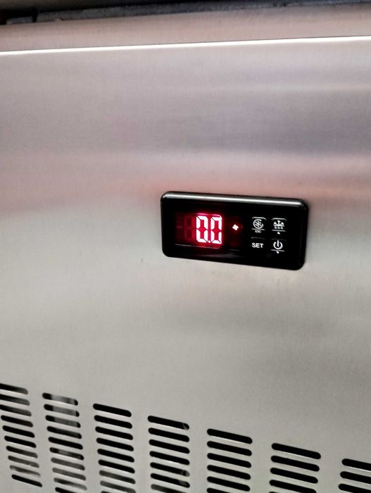 Bancada Refrigerada Semi- NOVA