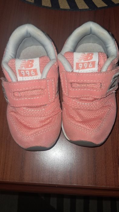 Buty dla dziewczynki damskie oryginalne new balance adidasy  stan bd