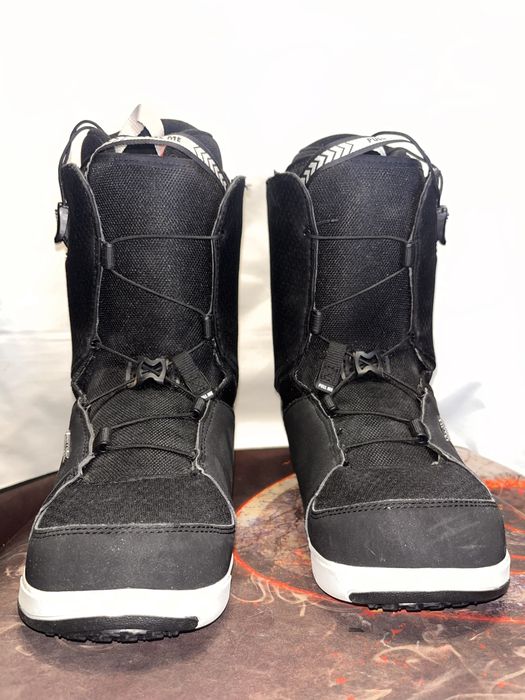 Deeluxe 42 – 27 speedlaces buty snowboardowe