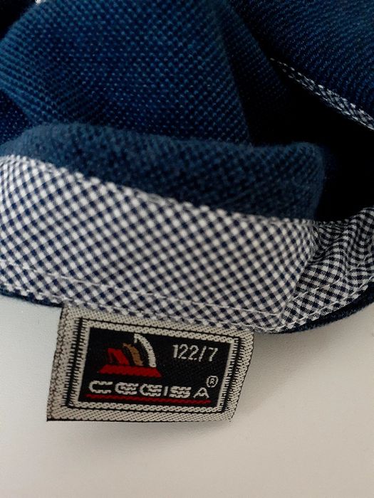 Кофта синего цвета поло