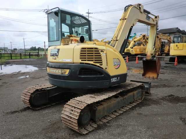 Экскаватор гусеничный Yanmar VIO70-3A